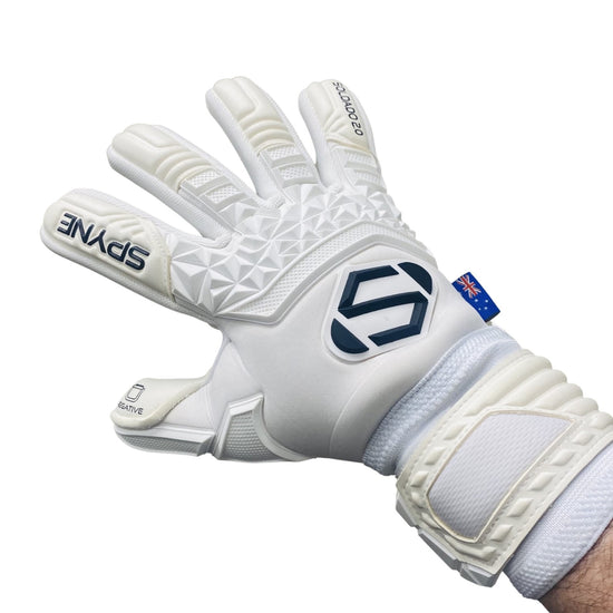 SPYNE Soldado 2.0 Goalkeeper Gloves- White